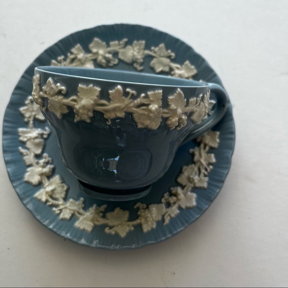 Vintage Wedgwood Queensware Embossed Cream on Lavender Blue Cup & Saucer. - Picture 2 of 6